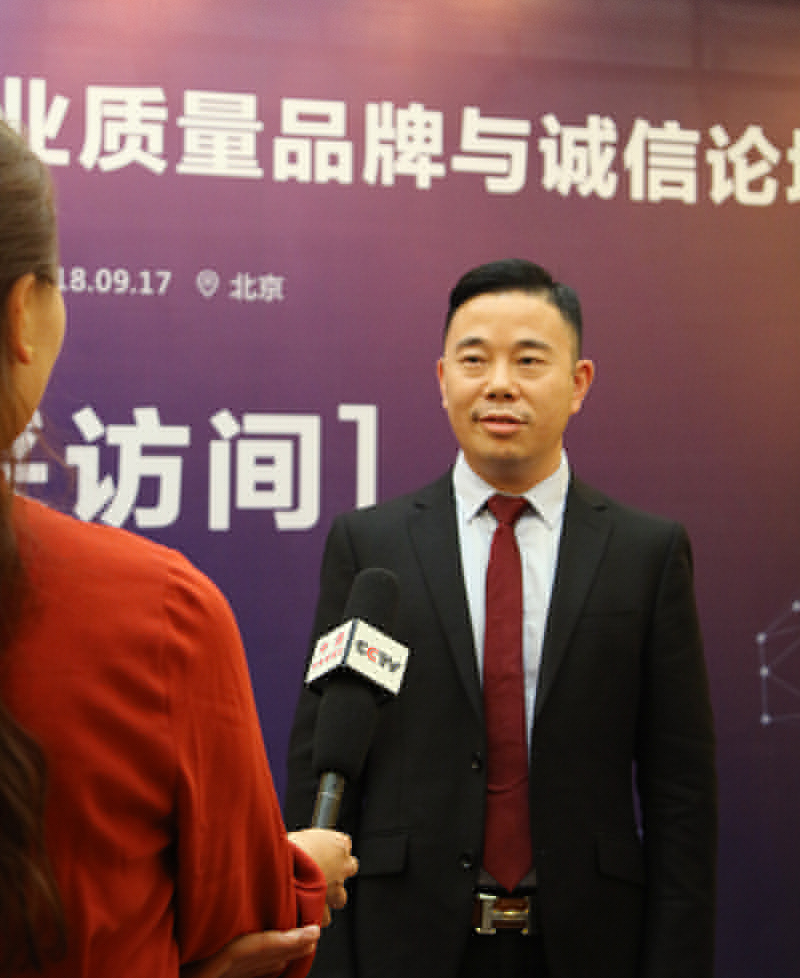 广东望重 杨玉春.jpg